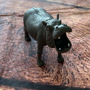 Greenbrier International Hippopotamus Hard Plastic Animal Figure‎